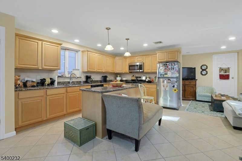 Interior, Kitchen, Pendant Lights, Recessed Lighting, Stainless Steel Appliances