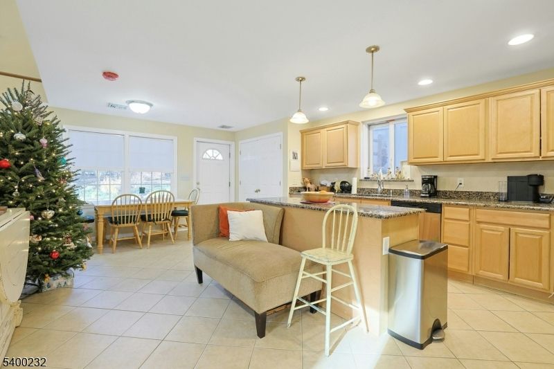 Dining room, Interior, Kitchen, Pendant Lights, Recessed Lighting