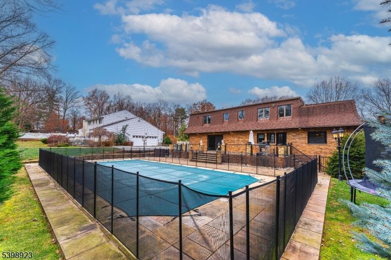 Backyard, Exterior, Pool