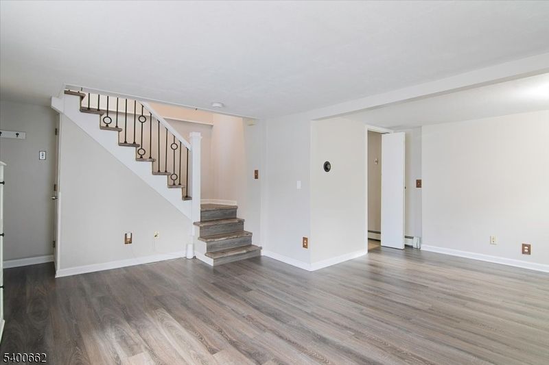 Empty room, Interior, Wood Texture Flooring