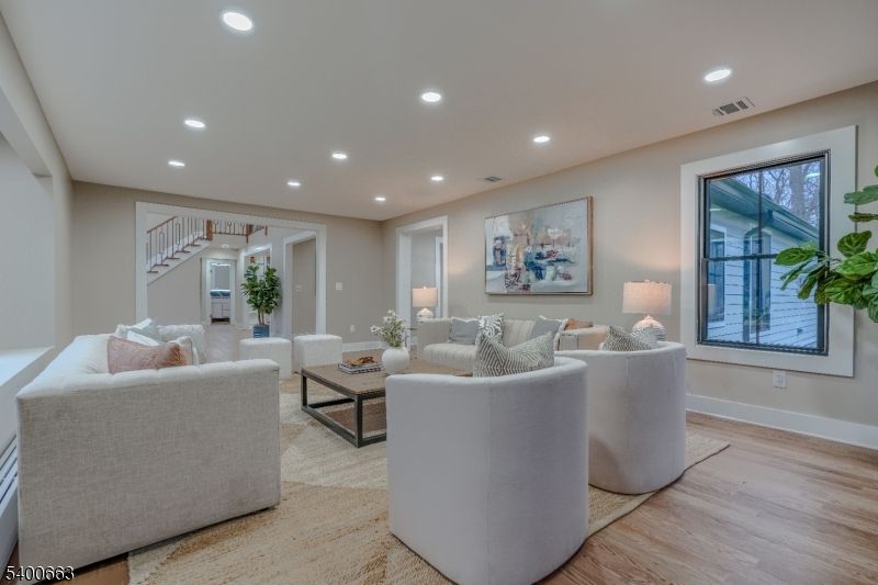 Interior, Living room, Recessed Lighting, Wood Texture Flooring