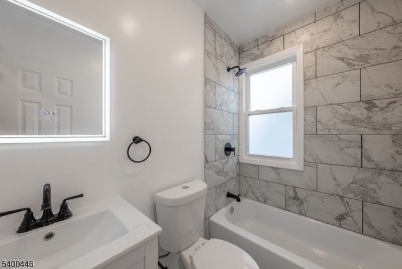 Bathroom, Interior, Marble Walls