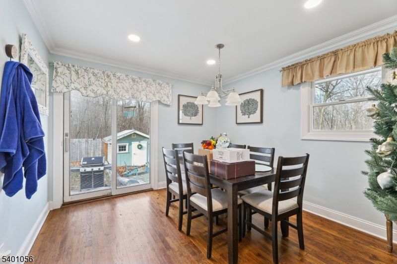 Dining room, Interior, Pendant Lights, Recessed Lighting, Wood Texture Flooring