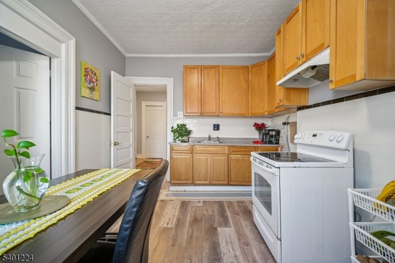 Dining room, Interior, Kitchen, Wood Texture Flooring