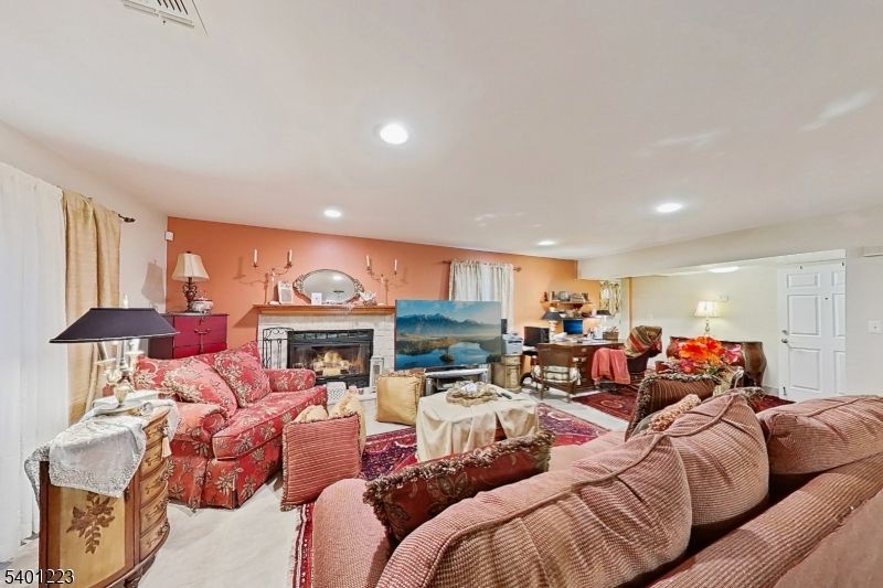 Fireplace, Interior, Living room, Recessed Lighting