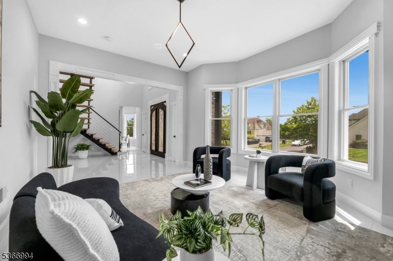 Interior, Living room, Pendant Lights, Recessed Lighting