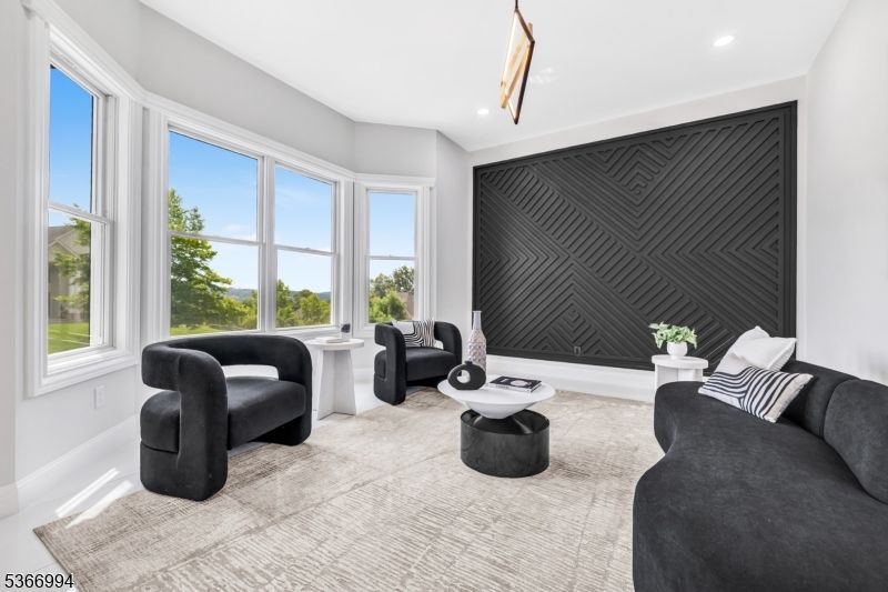 Interior, Living room, Pendant Lights, Recessed Lighting