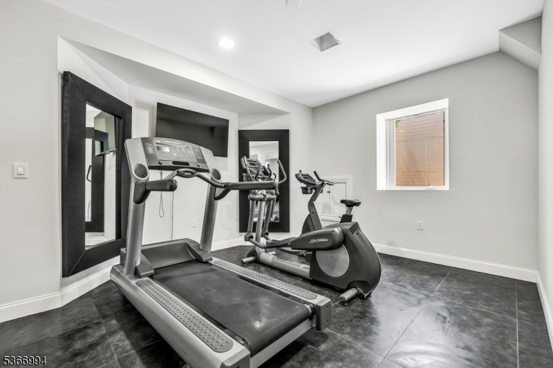 Fitness Equipment, Interior, Recessed Lighting