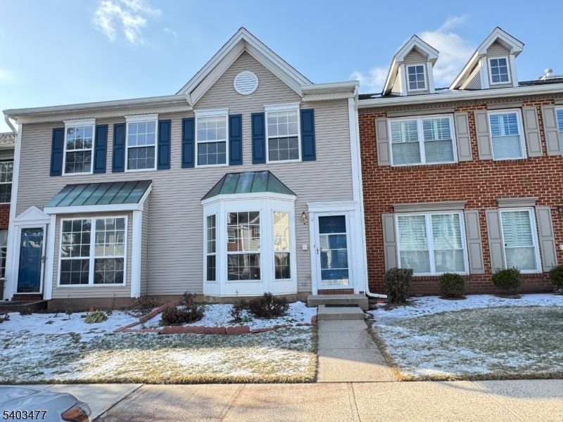 Exterior, Facade, Brick Facade, Rowhouse