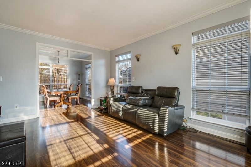 Chandelier, Dining room, Interior, Living room, Wood Texture Flooring
