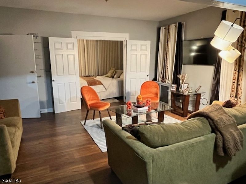 Bedroom, Interior, Living room, Wood Texture Flooring