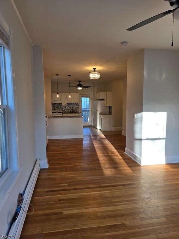 Interior, Kitchen, Pendant Lights, Wood Texture Flooring