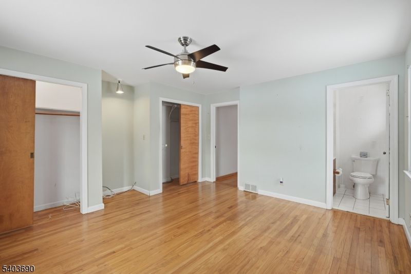 Bathroom, Empty room, Interior, Wood Texture Flooring
