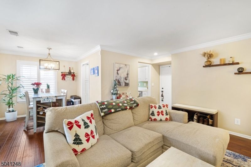 Dining room, Interior, Living room, Pendant Lights, Recessed Lighting, Wood Texture Flooring