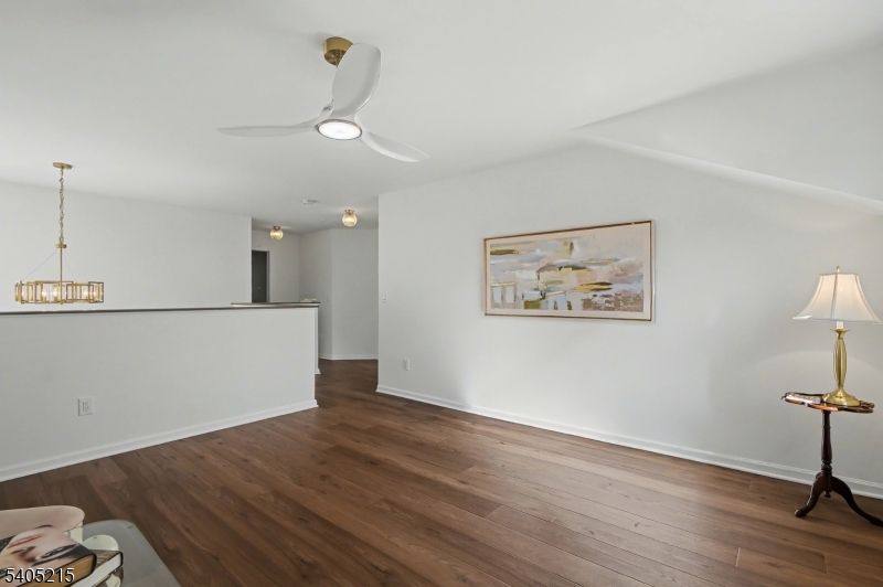 Empty room, Interior, Pendant Lights, Wood Texture Flooring