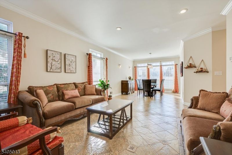 Dining room, Interior, Living room, Pendant Lights, Recessed Lighting