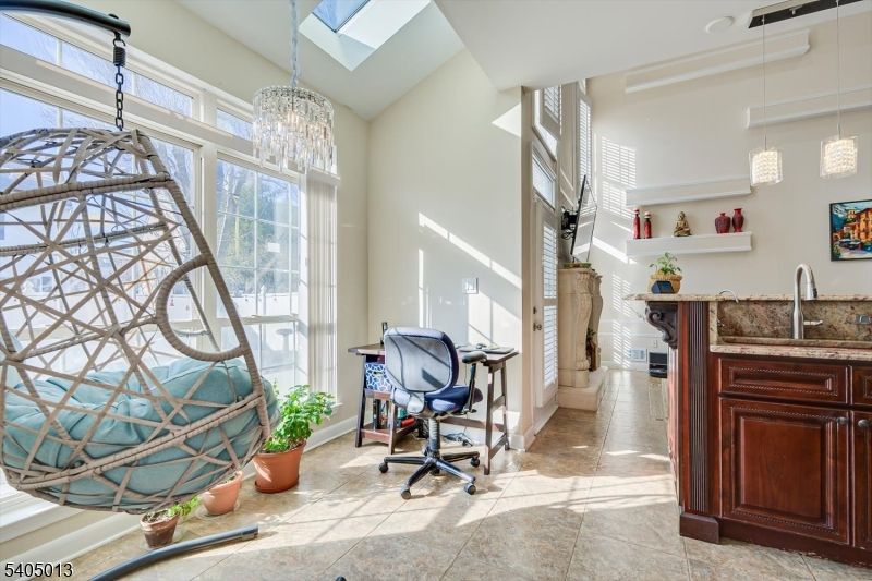 Chandelier, Interior, Pendant Lights