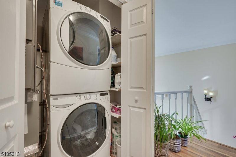 Interior, Utility Closets, Washer