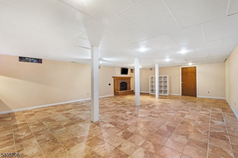 Empty room, Fireplace, Interior, Recessed Lighting