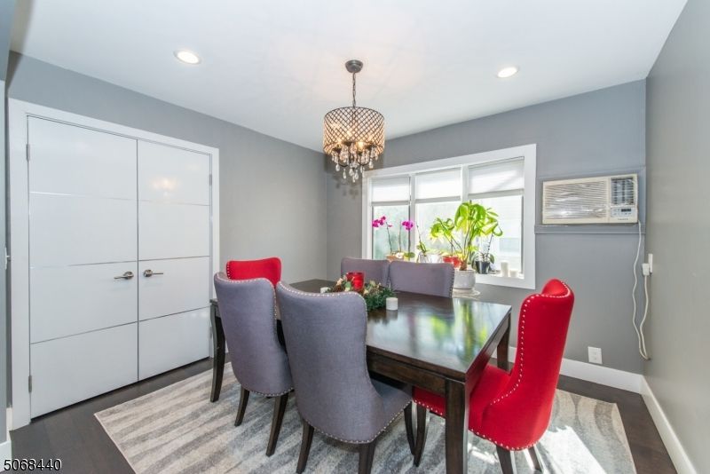 Chandelier, Dining room, Interior, Recessed Lighting, Wood Texture Flooring