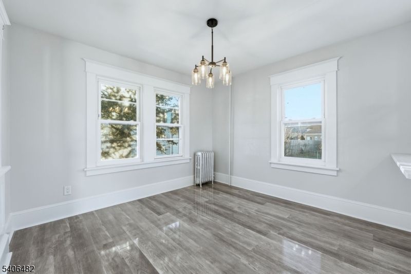 Empty room, Interior, Pendant Lights, Wood Texture Flooring