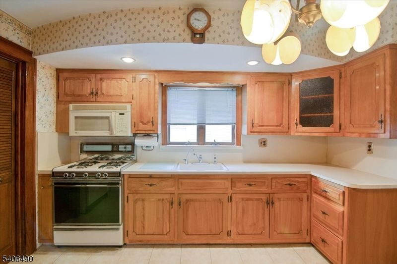Interior, Kitchen, Recessed Lighting
