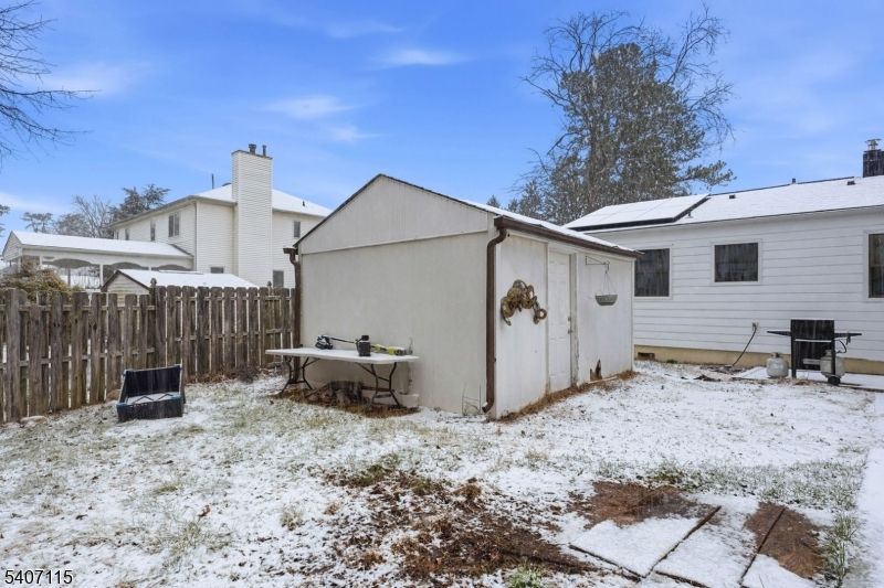 Exterior, Solar Panels