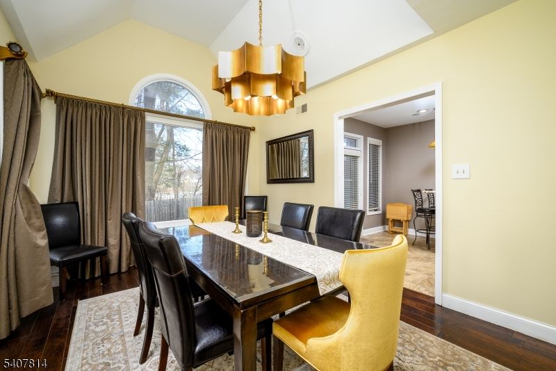 Chandelier, Dining room, Interior, Recessed Lighting, Wood Texture Flooring