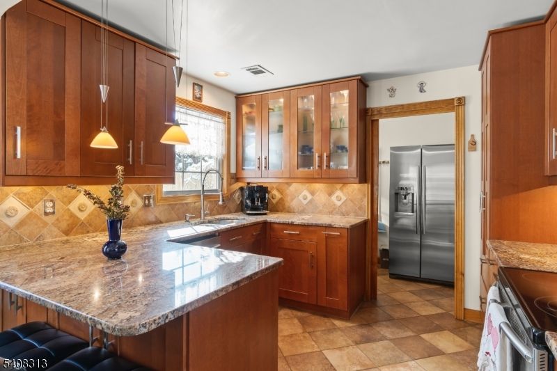 Interior, Kitchen, Pendant Lights, Recessed Lighting, Stainless Steel Appliances