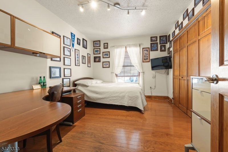 Bedroom, Home Office, Interior, Wood Texture Flooring