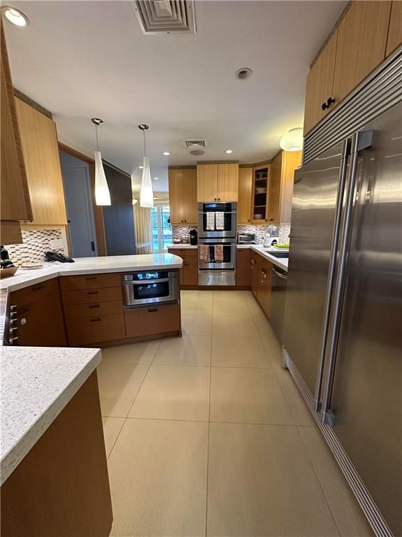 Interior, Kitchen, Pendant Lights, Recessed Lighting, Stainless Steel Appliances