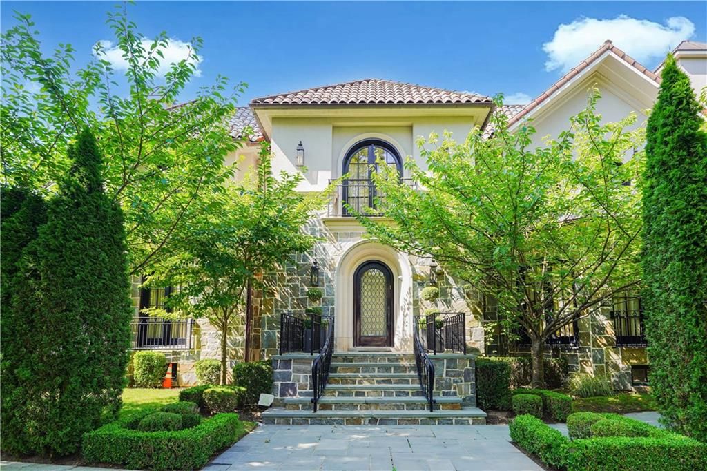 Backyard, Exterior, Facade, Mediterranean