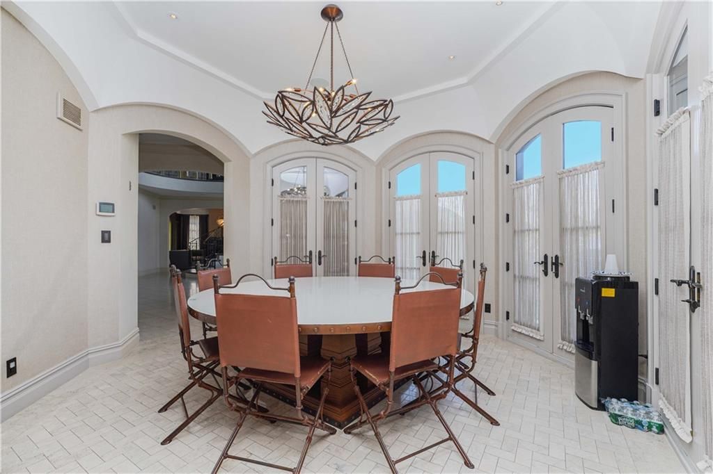 Chandelier, Dining room, Interior, Pendant Lights, Recessed Lighting
