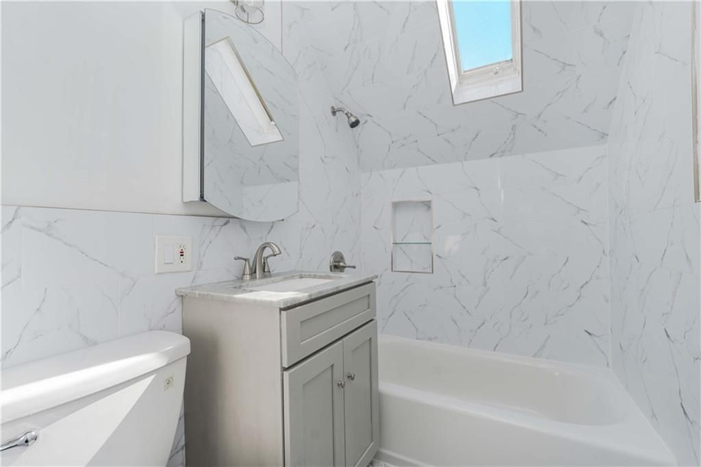 Bathroom, Interior, Marble Walls