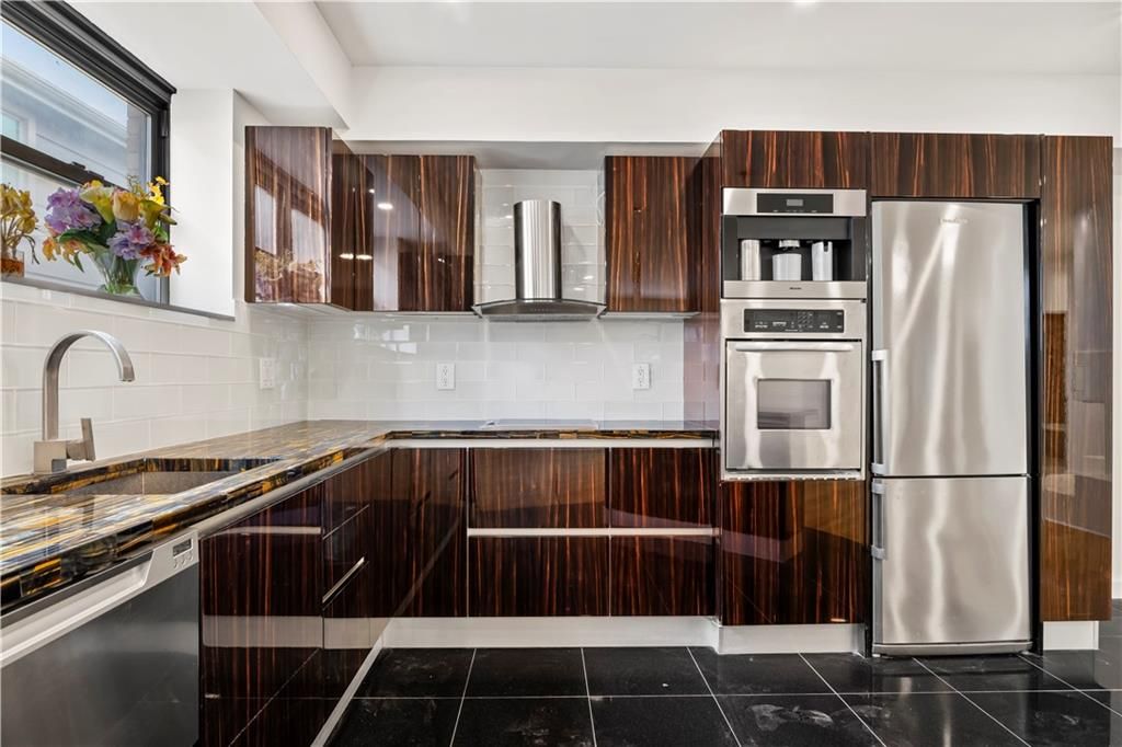 Interior, Kitchen, Stainless Steel Appliances