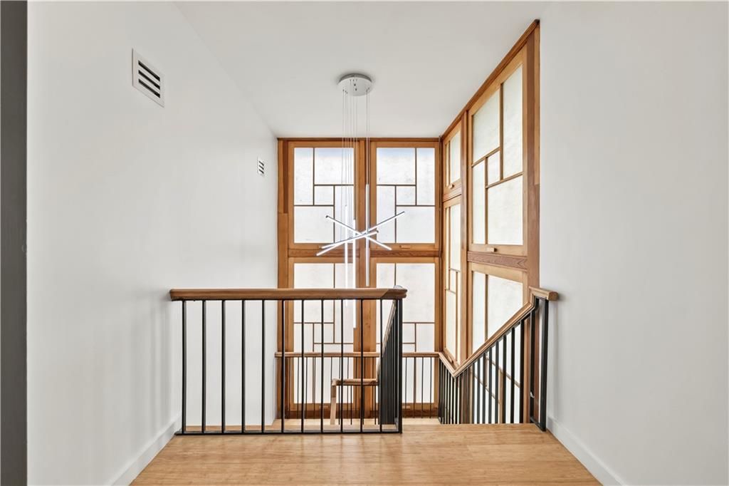 Interior, Pendant Lights, Wood Texture Flooring