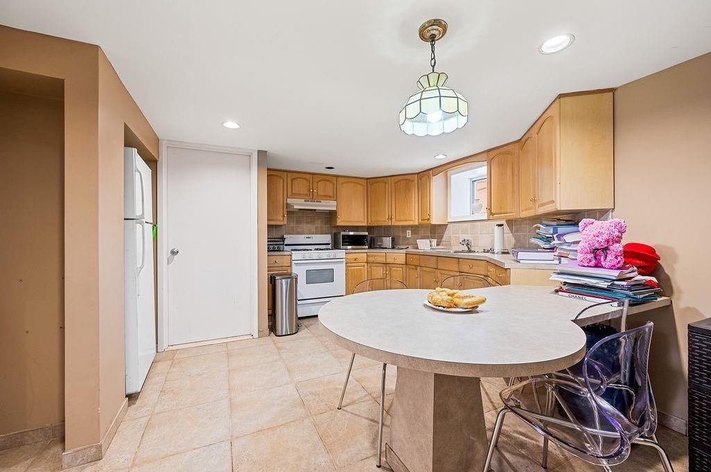 Interior, Kitchen, Pendant Lights, Recessed Lighting