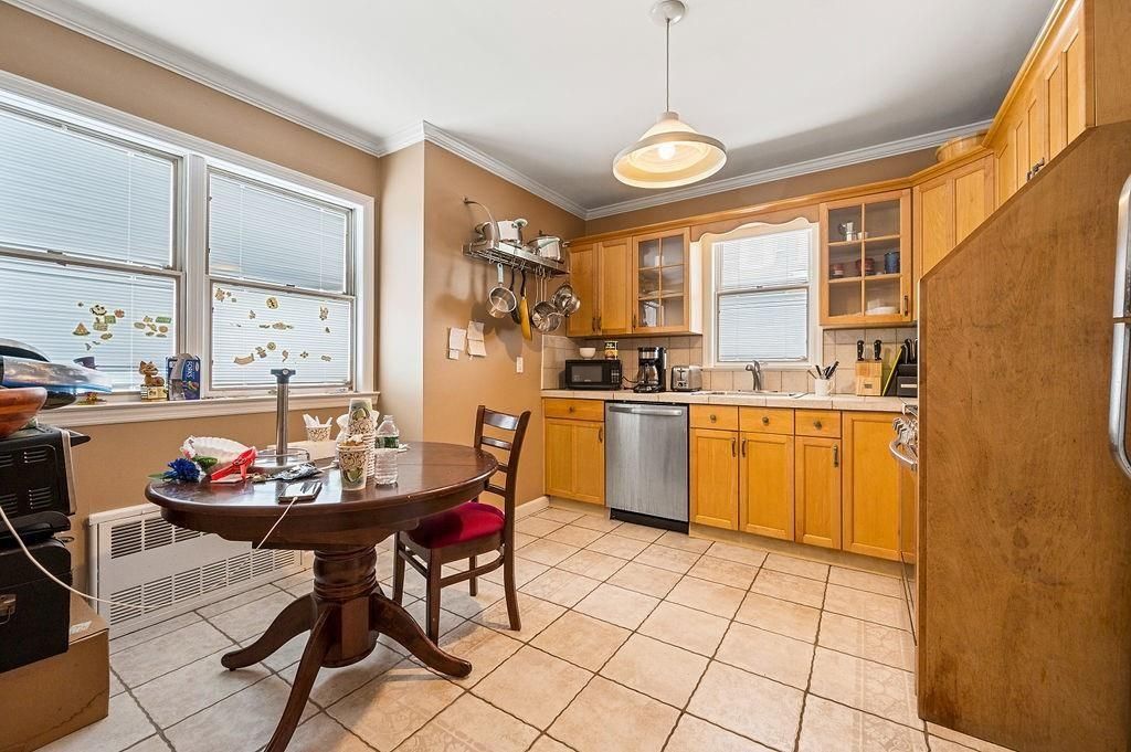 Dining room, Interior, Kitchen, Pendant Lights