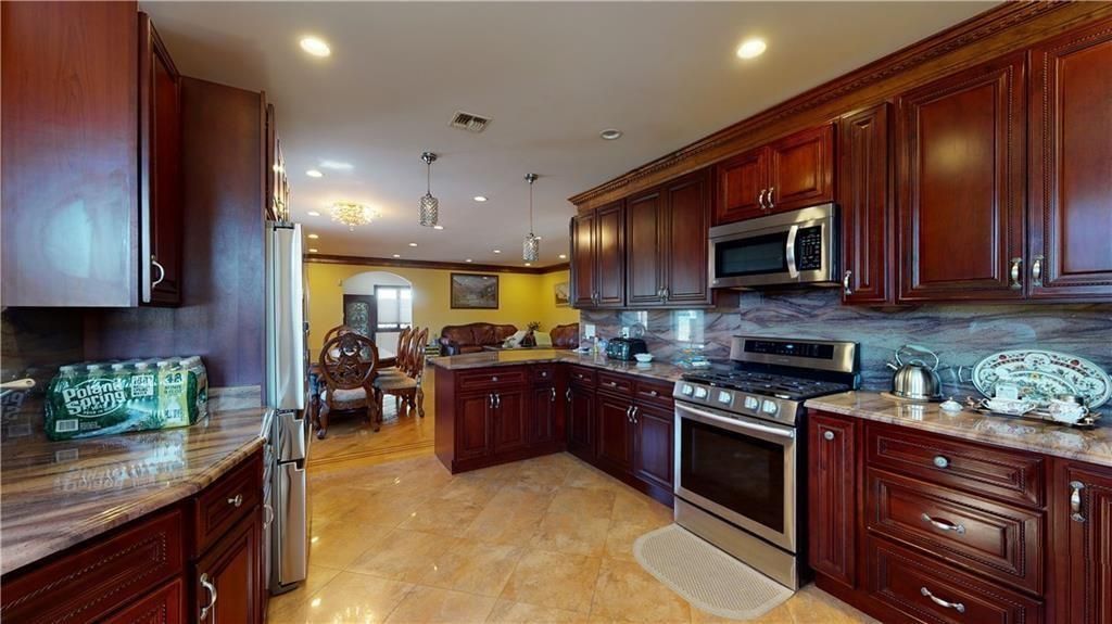 Interior, Kitchen, Pendant Lights, Recessed Lighting, Stainless Steel Appliances
