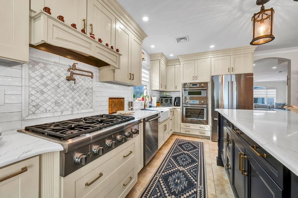 Interior, Kitchen, Pendant Lights, Recessed Lighting, Stainless Steel Appliances