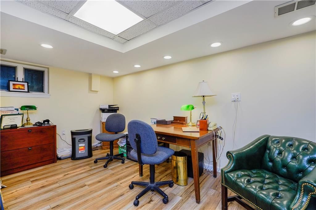 Home Office, Interior, Recessed Lighting, Wood Texture Flooring