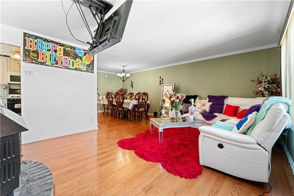 Chandelier, Dining room, Interior, Living room, Wood Texture Flooring