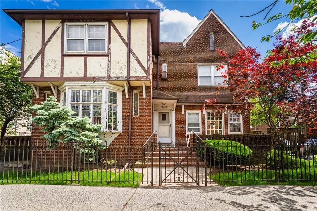 Exterior, Facade, Brick Facade, Tudor Revival