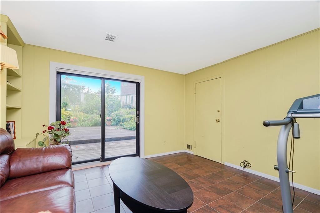 Fitness Equipment, Interior