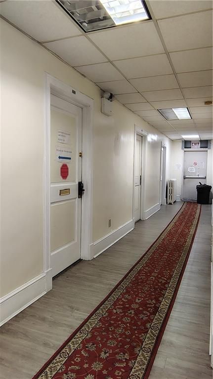 Elevator, Interior, Wood Texture Flooring
