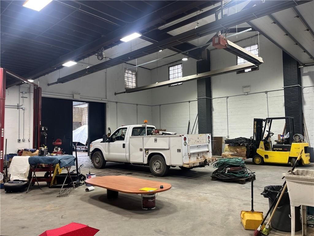 Garage, Interior, Recessed Lighting