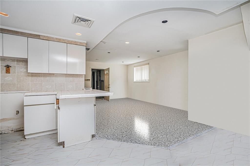 Interior, Kitchen, Marble, Recessed Lighting