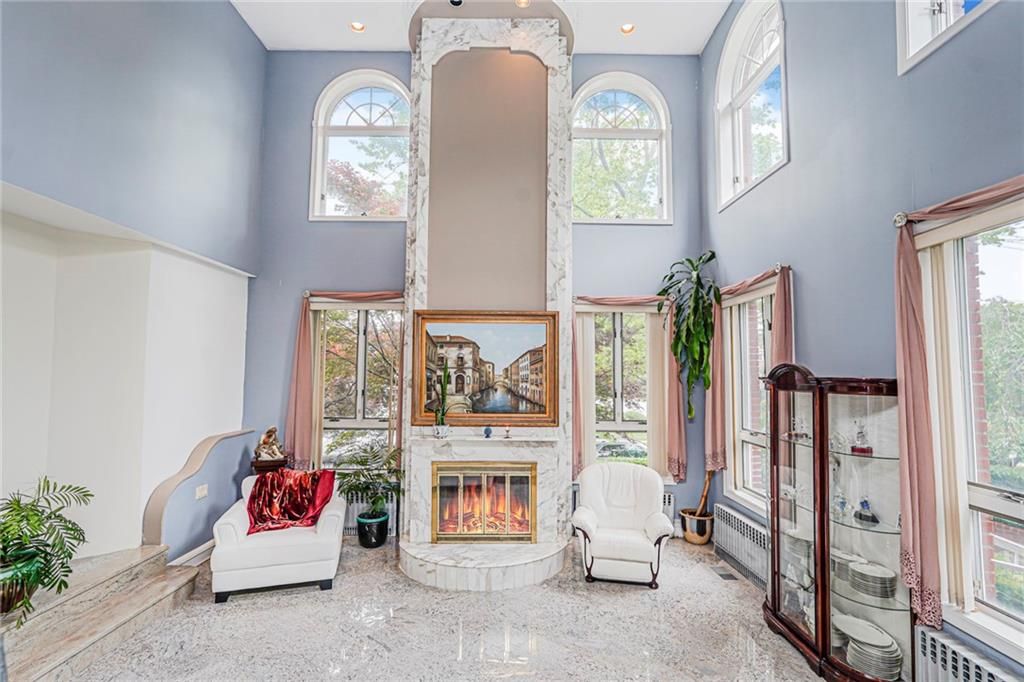 Fireplace, Interior, Recessed Lighting