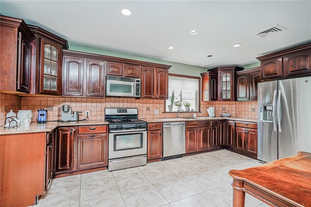 Interior, Kitchen, Marble, Recessed Lighting, Stainless Steel Appliances