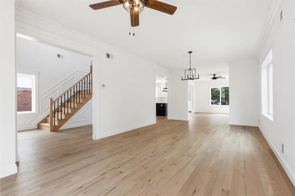 Empty room, Interior, Pendant Lights, Wood Texture Flooring
